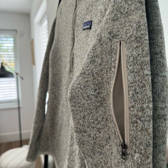 Patagonia Quarter Zip - Picture 5 of 6